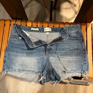 Universal Thread - Women's High-Rise Shortie Jean Shorts